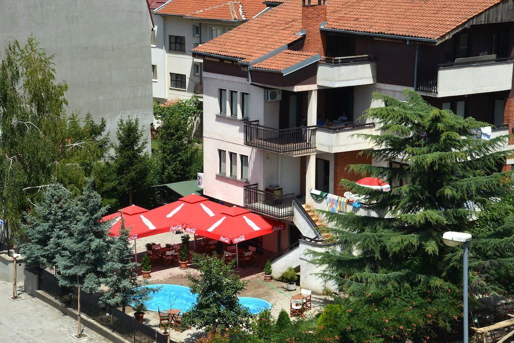 Apartments Ristak Охрид Екстер'єр фото