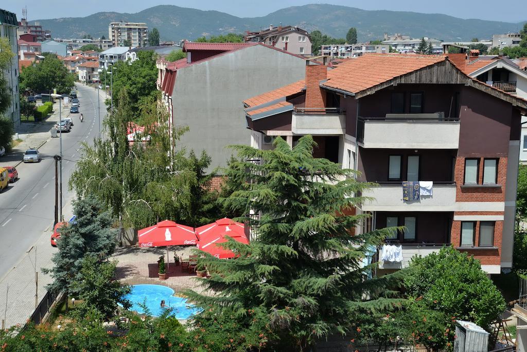 Apartments Ristak Охрид Екстер'єр фото