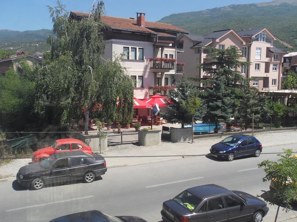 Apartments Ristak Охрид Екстер'єр фото