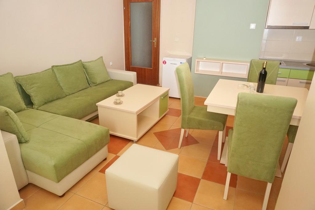 Apartments Ristak Охрид Екстер'єр фото