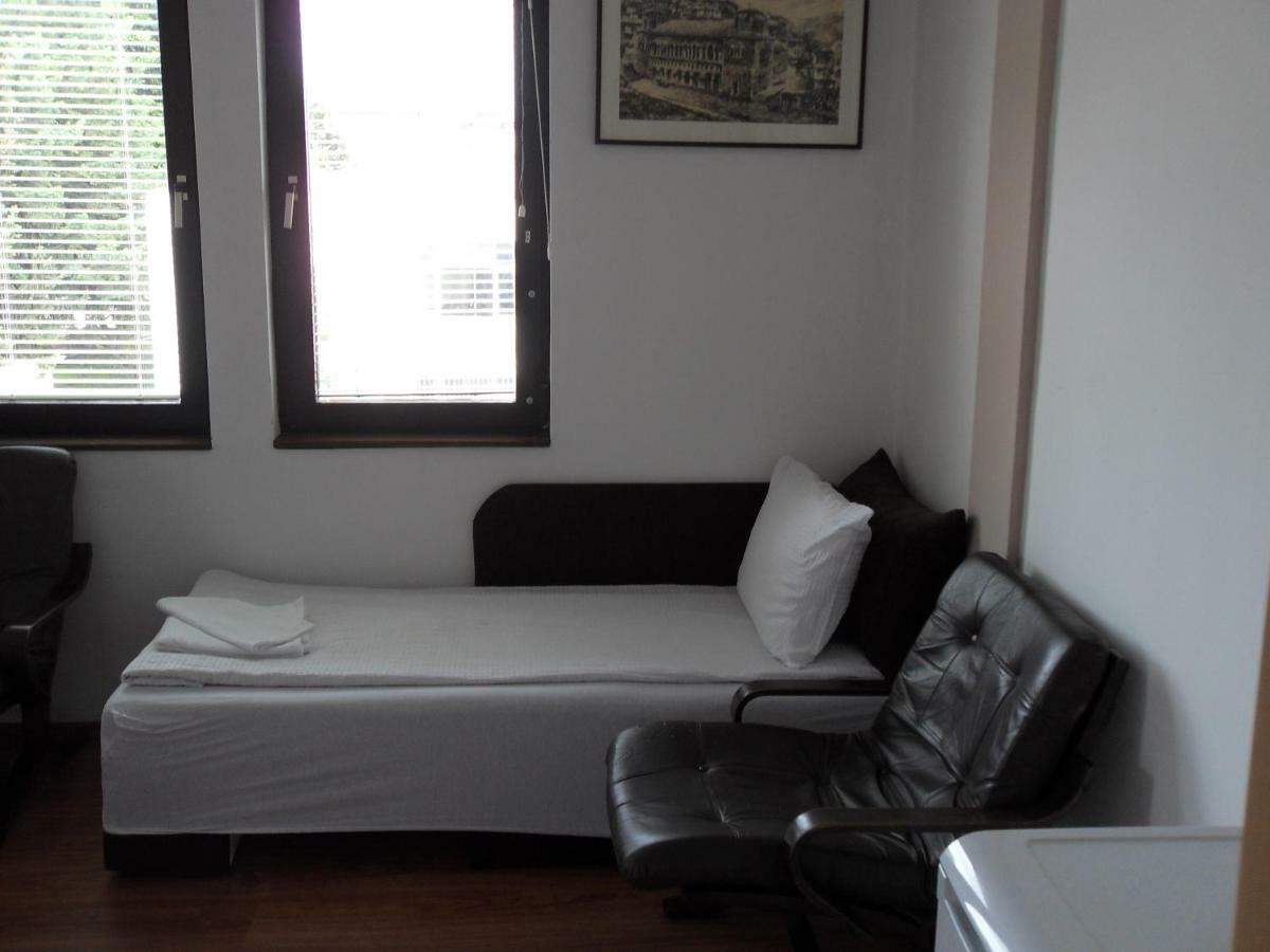 Apartments Ristak Охрид Екстер'єр фото