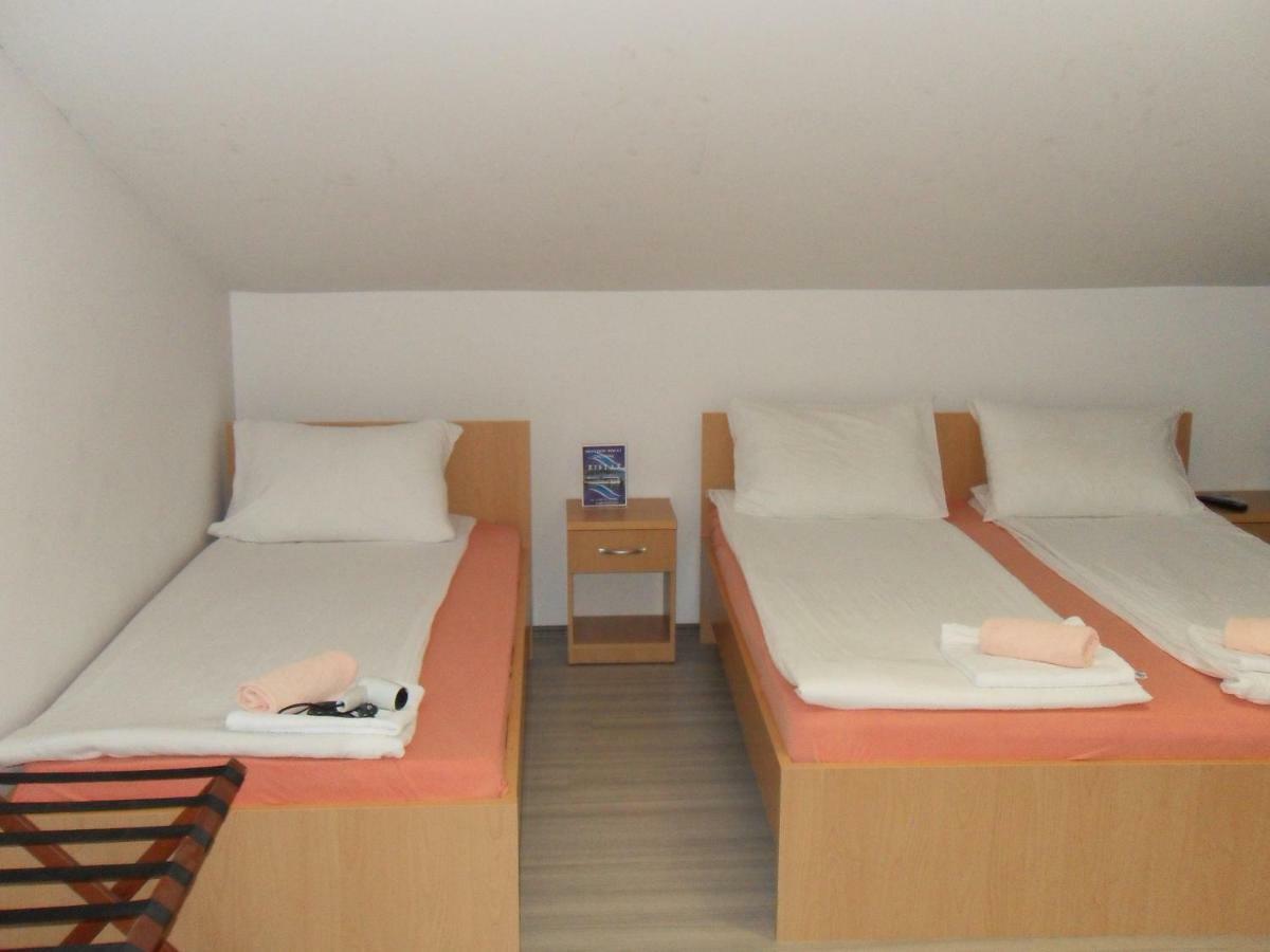 Apartments Ristak Охрид Екстер'єр фото